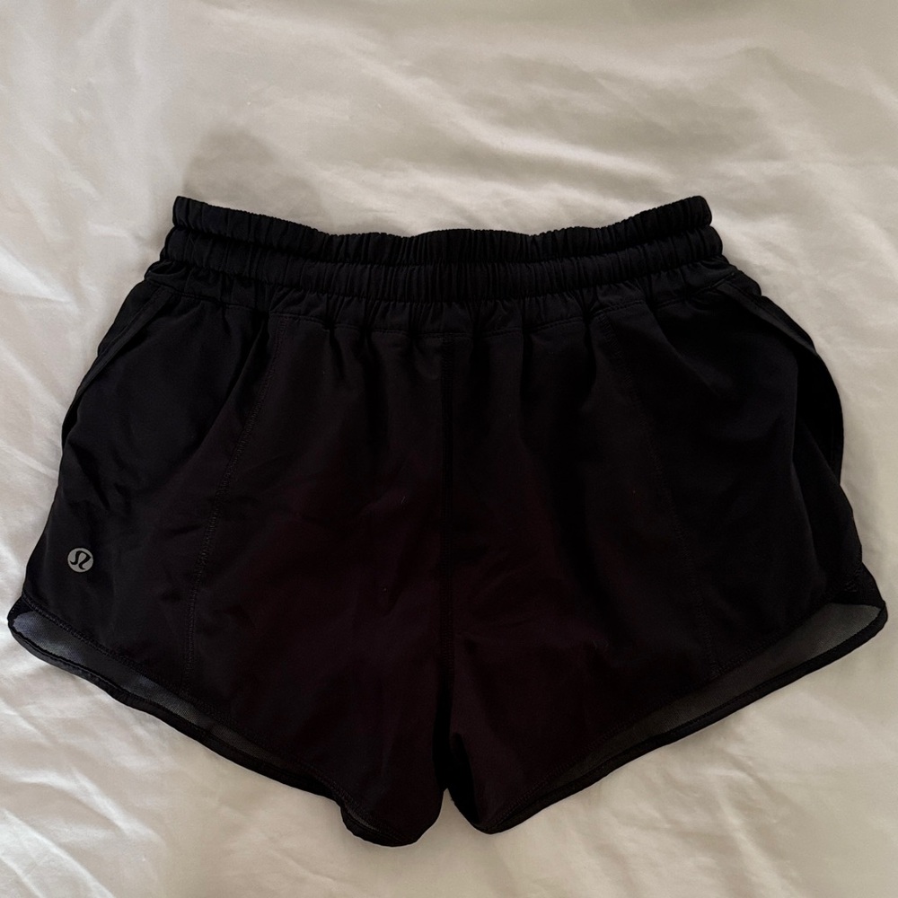 Lululemon black running shorts with liner sz 4 mesh